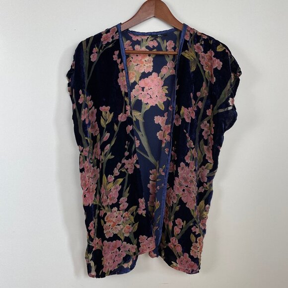 Velvet Kimono Style Open Cardigan - Picture 1 of 6